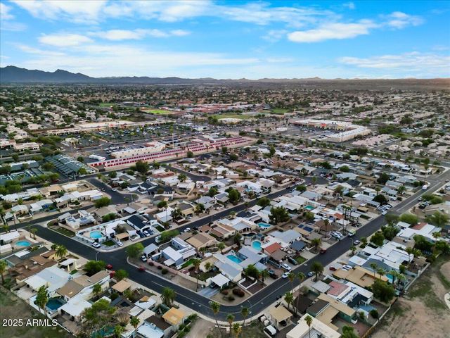 10519 W HEATHERBRAE Drive, Phoenix, AZ 85037