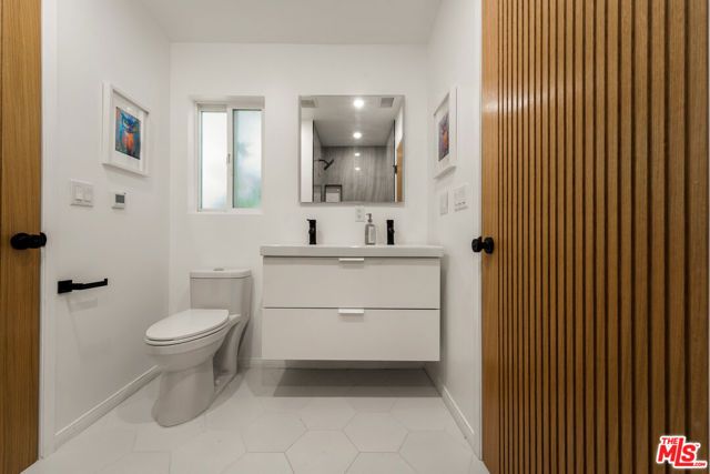 23020 Lita Place, Woodland Hills (los Angeles), CA 91364