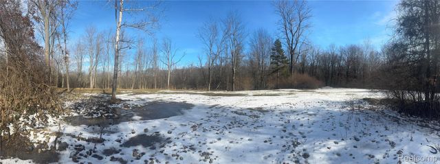 14329 Linder Drive, Holly Township, MI 48442