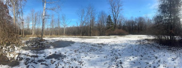 14329 Linder Drive, Holly Township, MI 48442