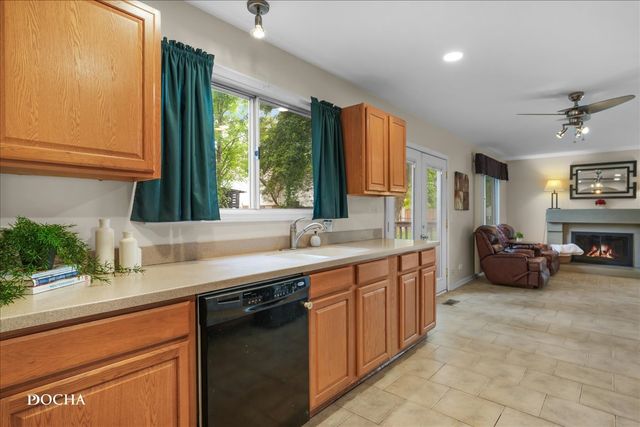 346 Thistle Drive, Bolingbrook, IL 60490