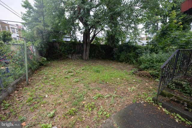 117 E WELLENS AVE, Philadelphia, PA 19120