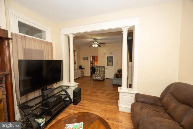 117 E WELLENS AVE, Philadelphia, PA 19120