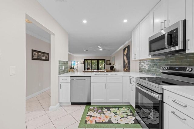 9193 Pecky Cypress Lane 6f, Boca Raton, FL 33428