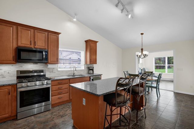 4249 Vista Walk Lane, Powell, OH 43065