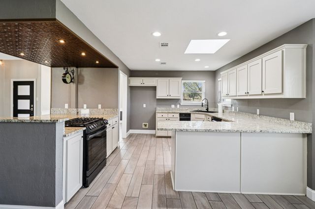 261 Meadowpark, Mclendon Chisholm, TX 75032