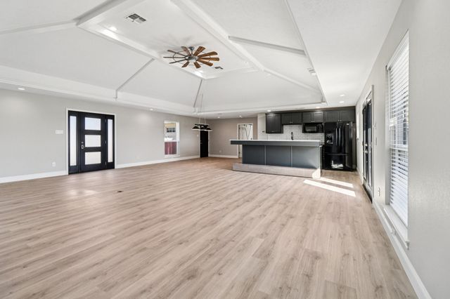 261 Meadowpark, Mclendon Chisholm, TX 75032