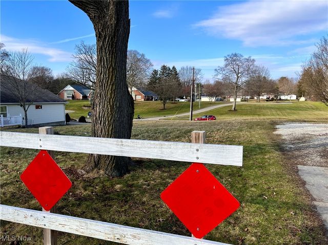 Maple Street W, North Canton, OH 44720