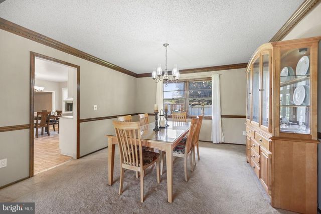 33 RAY DWIER DR, Hamilton, NJ 08690