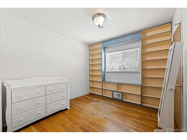 6421 Iris Ct, Arvada, CO 80004