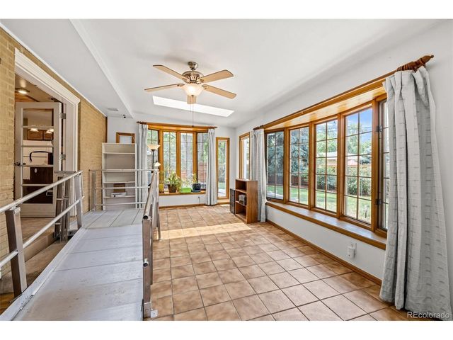 6421 Iris Ct, Arvada, CO 80004