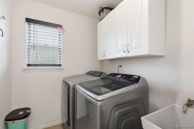 33555 Sand Piper Drive, Romulus, MI 48174