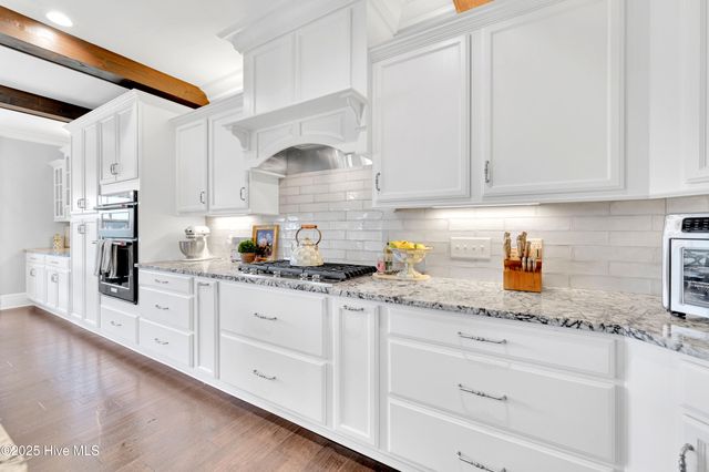 1357 Autumn Lakes Drive, Grimesland, NC 27837