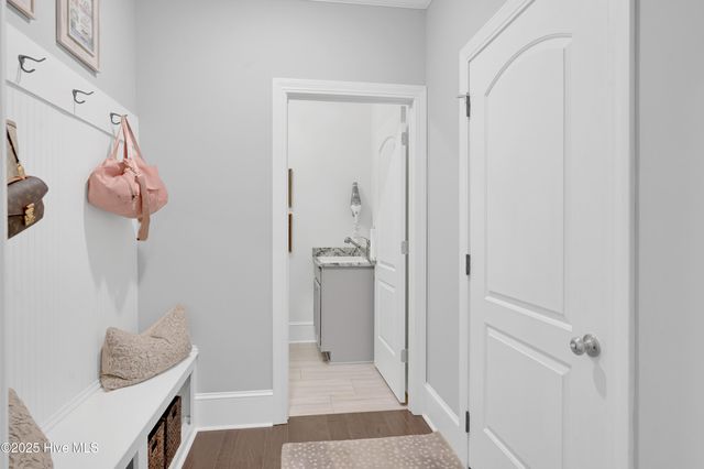 1357 Autumn Lakes Drive, Grimesland, NC 27837