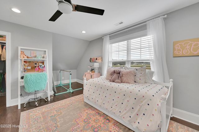 1357 Autumn Lakes Drive, Grimesland, NC 27837