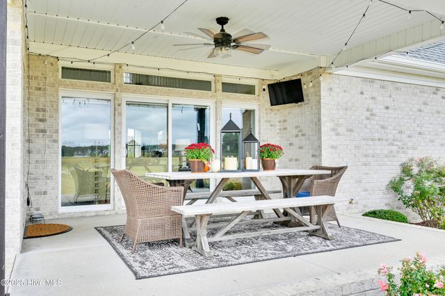 1357 Autumn Lakes Drive, Grimesland, NC 27837