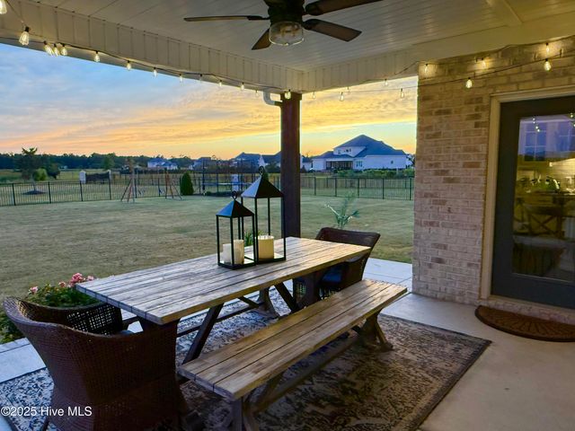 1357 Autumn Lakes Drive, Grimesland, NC 27837