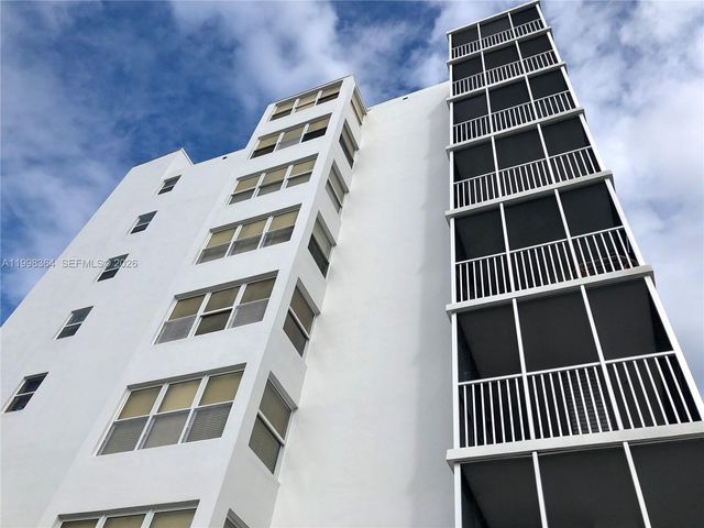 3660 NE 166th Street 812, North Miami Beach, FL 33160