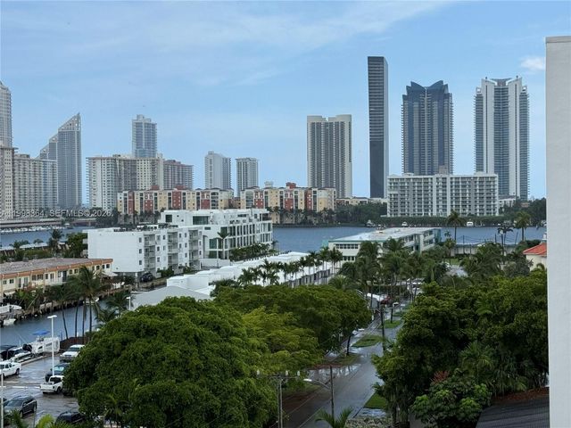 3660 NE 166th Street 812, North Miami Beach, FL 33160