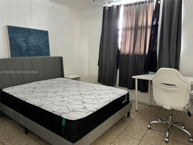 3660 NE 166th Street 812, North Miami Beach, FL 33160
