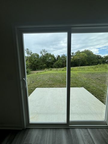 181 Snowdrop Ave, La Vergne, TN 37086