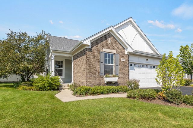 900 Scottsdale Drive, Hampshire, IL 60140