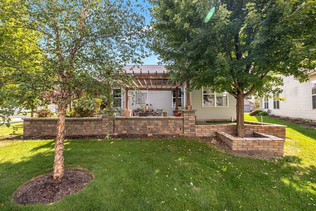 900 Scottsdale Drive, Hampshire, IL 60140