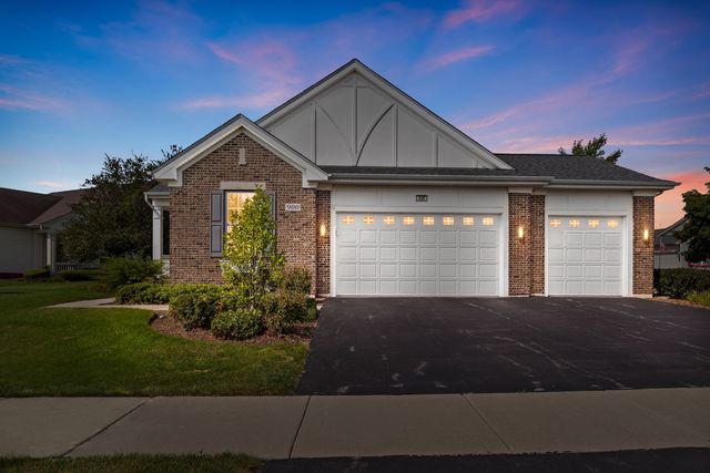 900 Scottsdale Drive, Hampshire, IL 60140