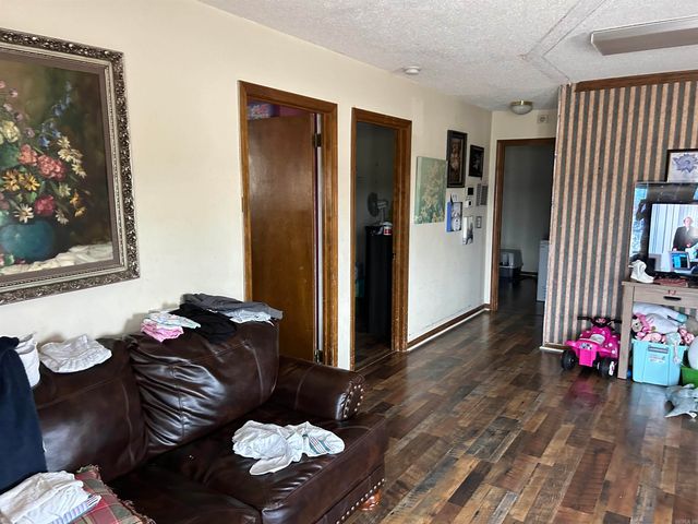 110 S Jeff Davis Avenue, Jacksonville, AR 72076