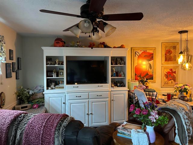 110 S Jeff Davis Avenue, Jacksonville, AR 72076