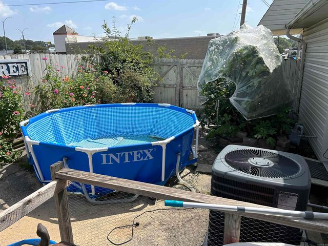 110 S Jeff Davis Avenue, Jacksonville, AR 72076