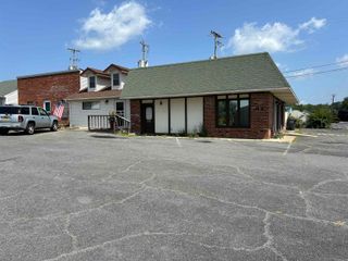 110 S Jeff Davis Avenue, Jacksonville, AR 72076