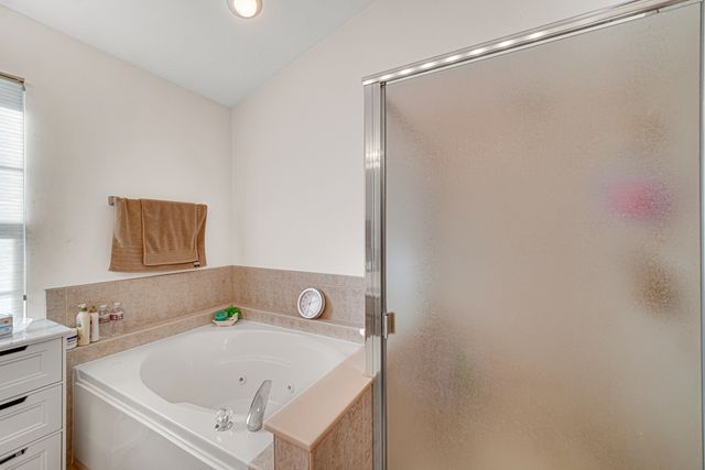 188 Breckenridge Court, Gilberts, IL 60136