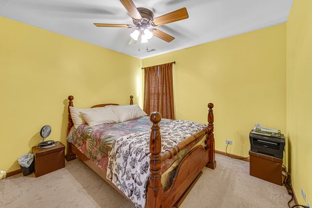 188 Breckenridge Court, Gilberts, IL 60136