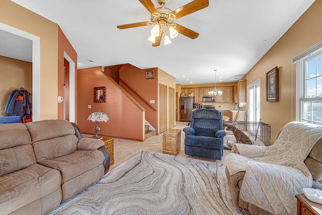 188 Breckenridge Court, Gilberts, IL 60136