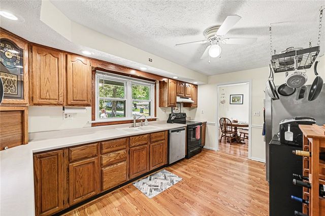 1261 Wallaby Drive, Beavercreek, OH 45432