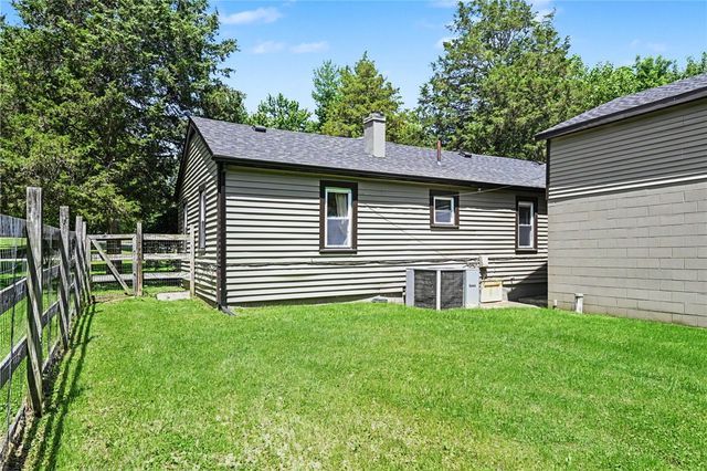1261 Wallaby Drive, Beavercreek, OH 45432