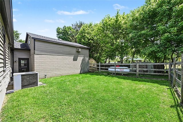 1261 Wallaby Drive, Beavercreek, OH 45432