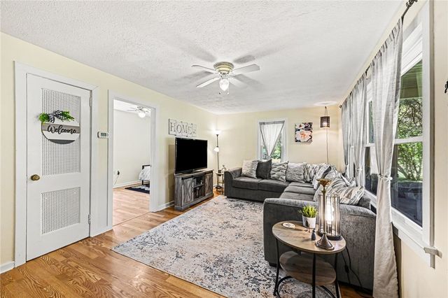 1261 Wallaby Drive, Beavercreek, OH 45432