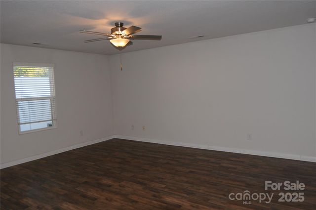3333 Ellingford Road, Charlotte, NC 28214