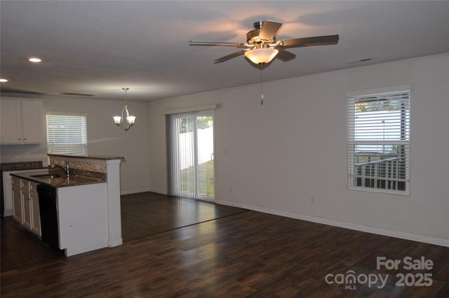 3333 Ellingford Road, Charlotte, NC 28214