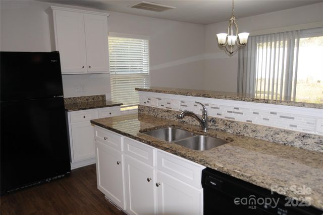 3333 Ellingford Road, Charlotte, NC 28214