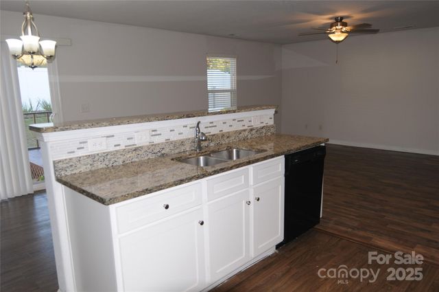 3333 Ellingford Road, Charlotte, NC 28214
