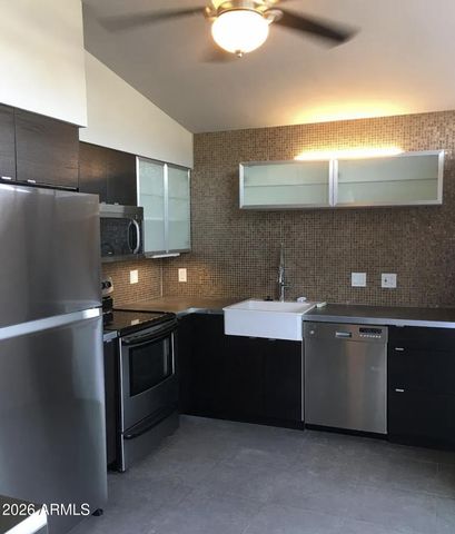 2727 E MONTECITO Avenue, Phoenix, AZ 85016