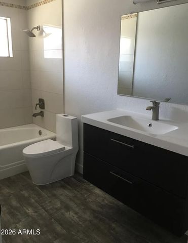 2727 E MONTECITO Avenue, Phoenix, AZ 85016