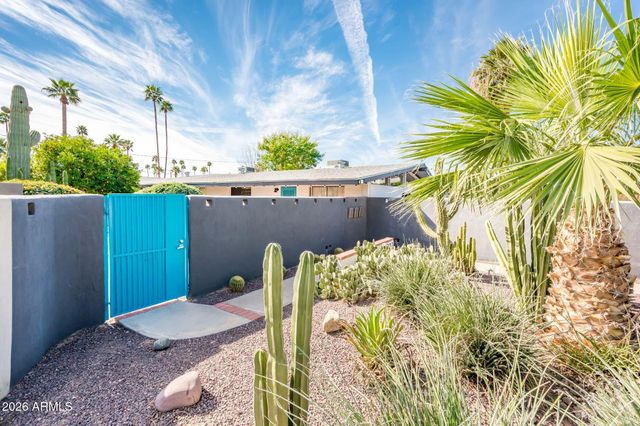 2727 E MONTECITO Avenue, Phoenix, AZ 85016