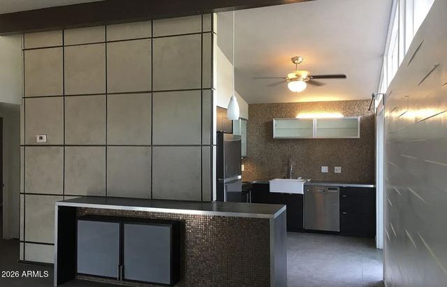 2727 E MONTECITO Avenue, Phoenix, AZ 85016