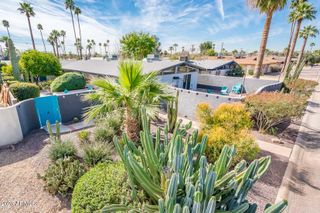2727 E MONTECITO Avenue, Phoenix, AZ 85016