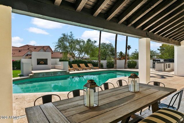 6718 E SAN JUAN Avenue, Paradise Valley, AZ 85253