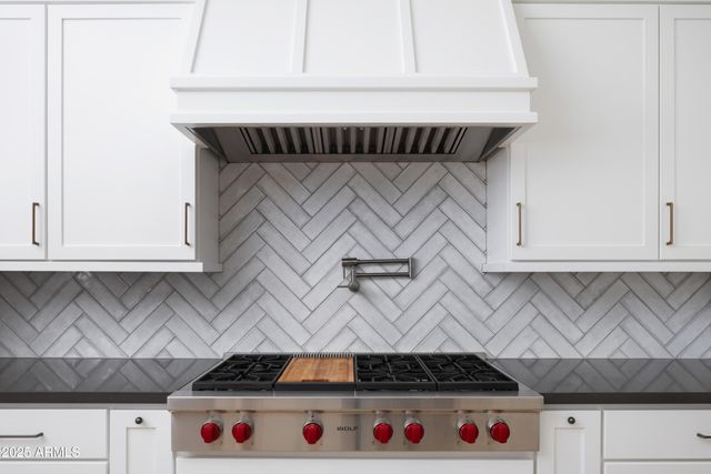 6718 E SAN JUAN Avenue, Paradise Valley, AZ 85253